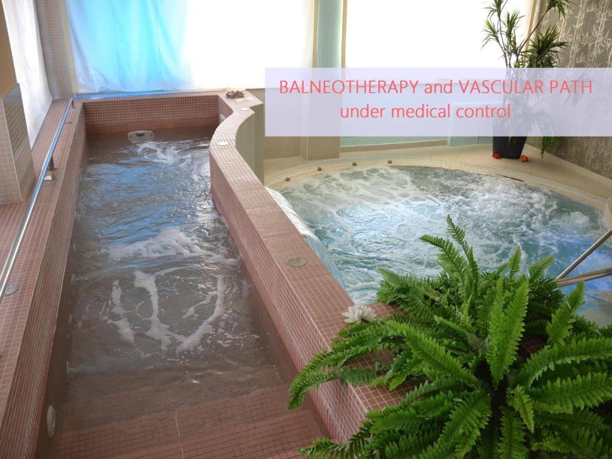 Residence Terme Di San Giacomo Sarnano Bagian luar foto