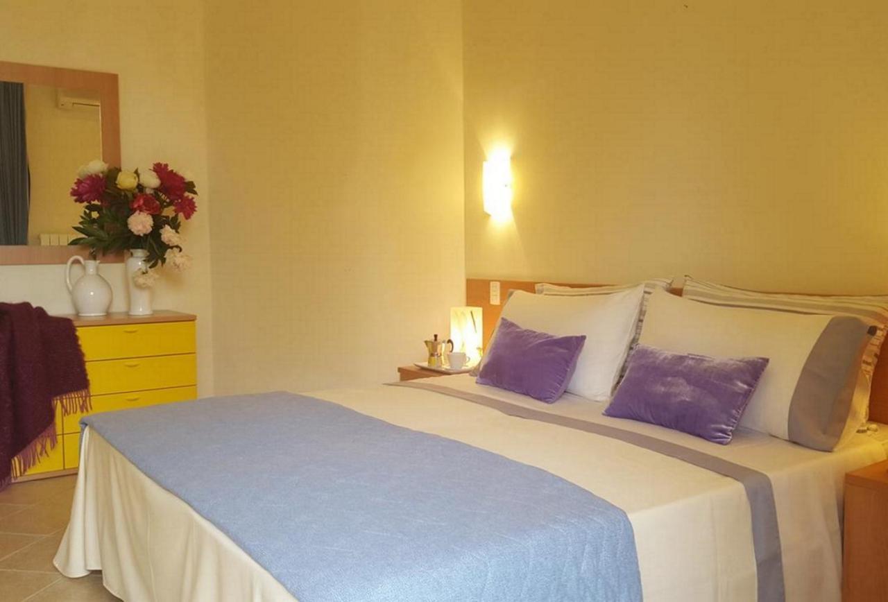Residence Terme Di San Giacomo Sarnano Bagian luar foto